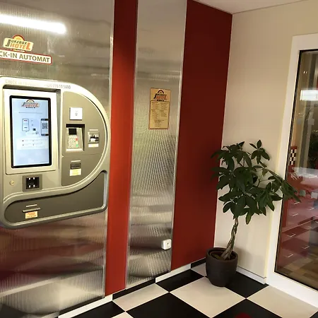 Jukebox מלון זנוימו