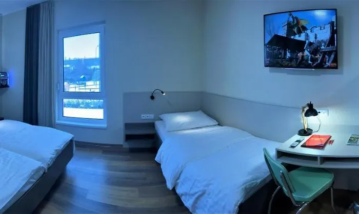 Jukebox Hotel 3*